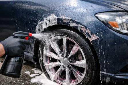 Pas çözücü boyaya zarar verir mi?